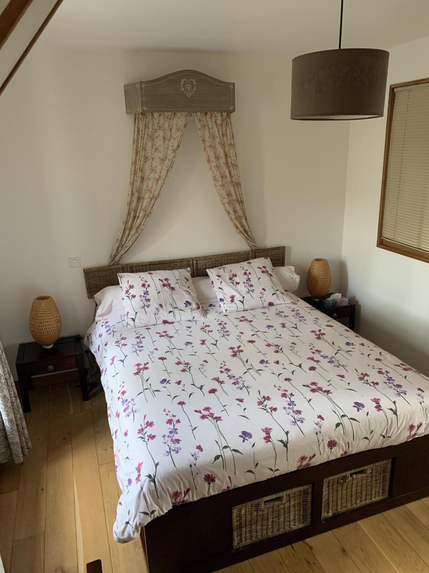 Le Clos Des Tilleuls D Day Home, Chambres D'Hotes, Suite Avec Sauna Privatif, Suite Avec Balneotherapie Privative, En Supplement Option Spa Bain A Remous La Vendelee Экстерьер фото